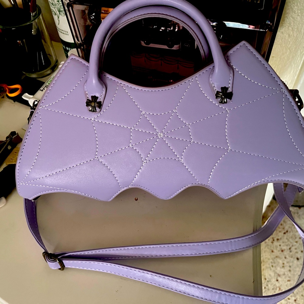 Purple Bat Purse light purple Halloween new